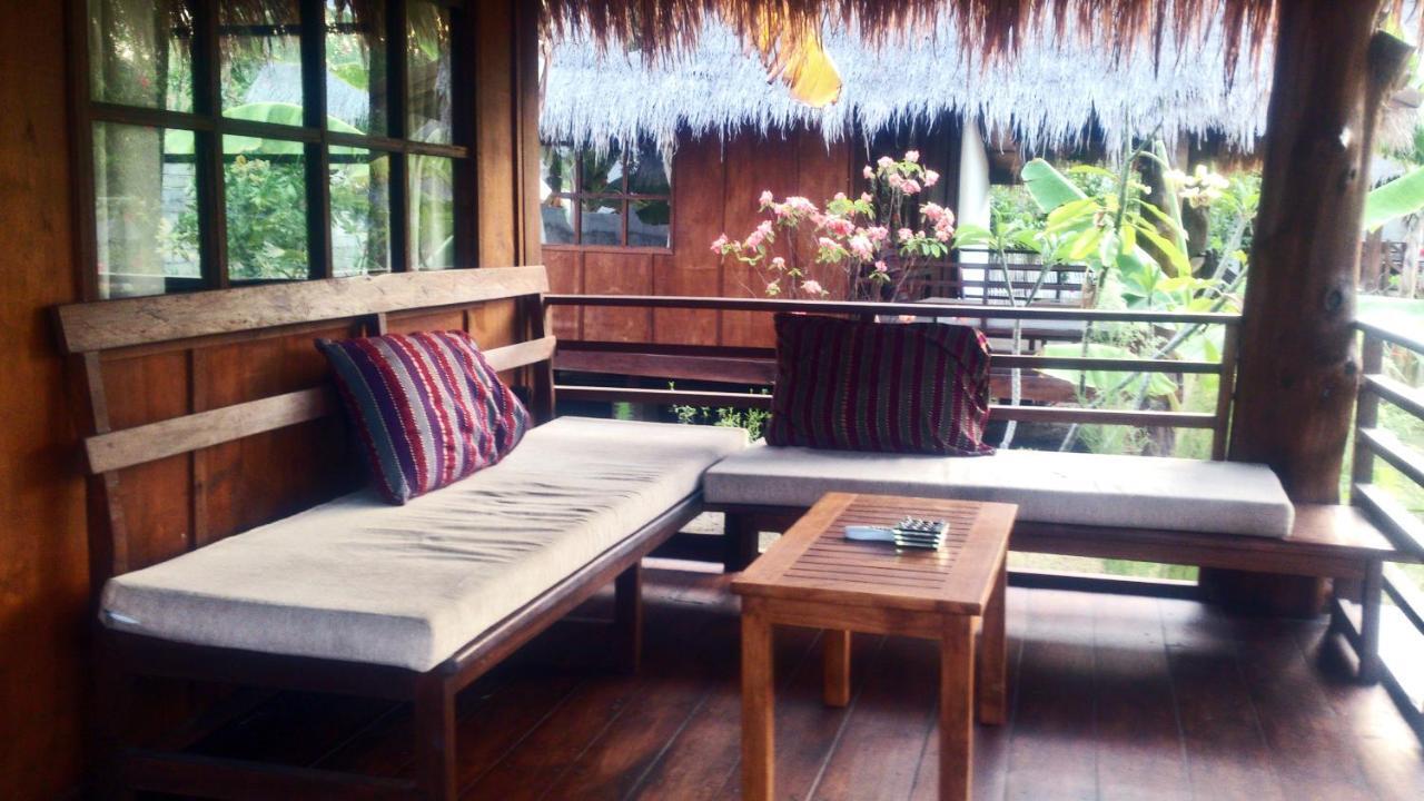 Adeng-Adeng Bungalows Гили-Мено Номер фото